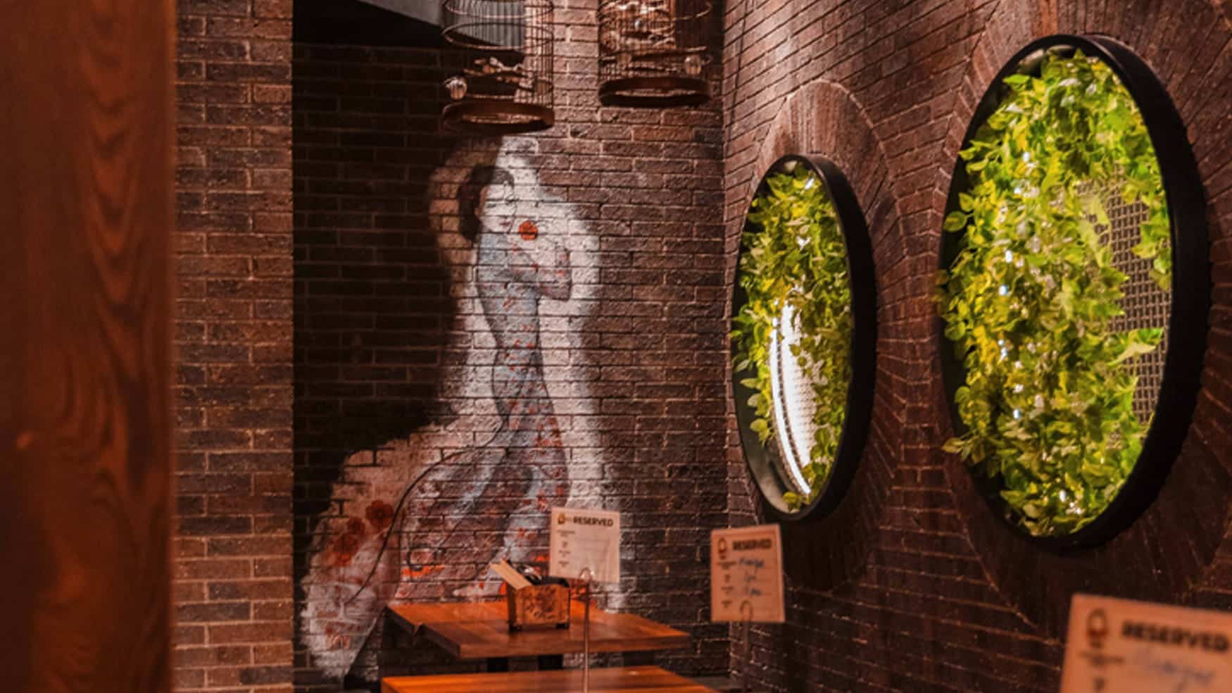 District 8 interior