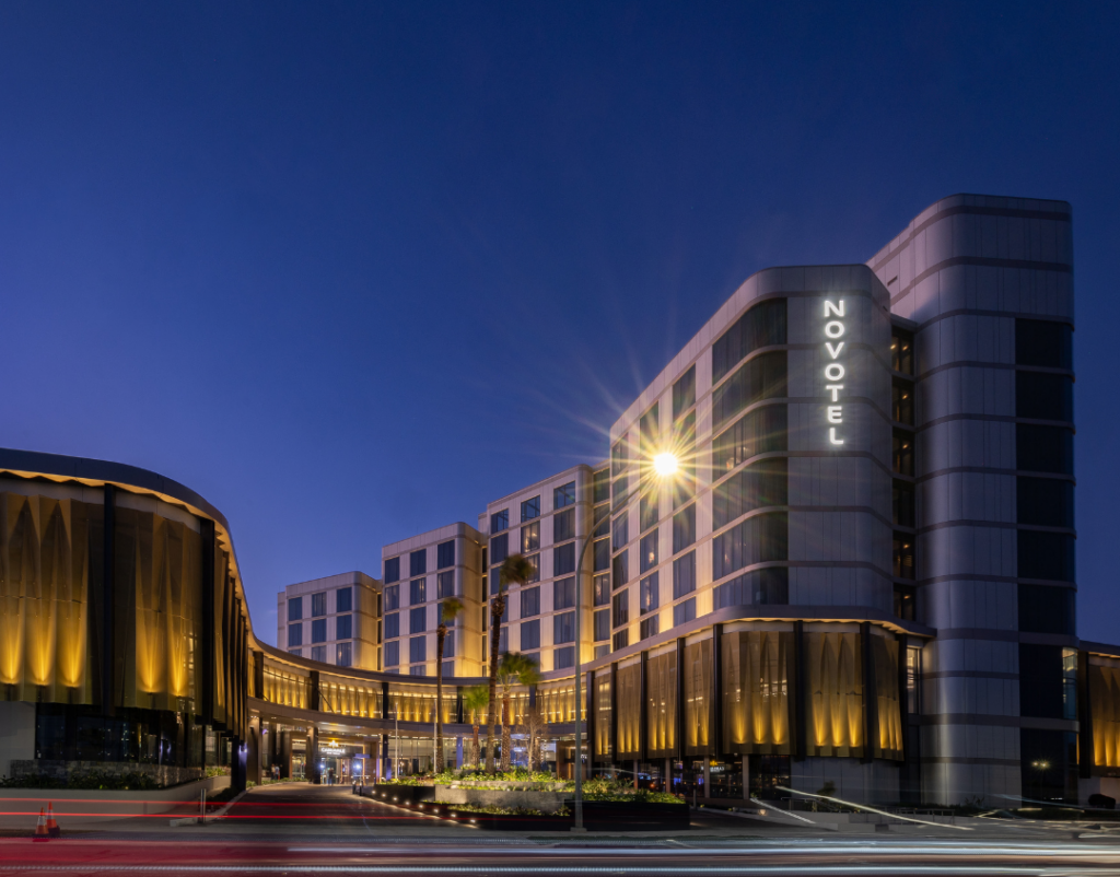 Cabravale Club Resort and Novotel Sydney Cabramatta lit up at night, the hotel and dining venue in Canley Vale
