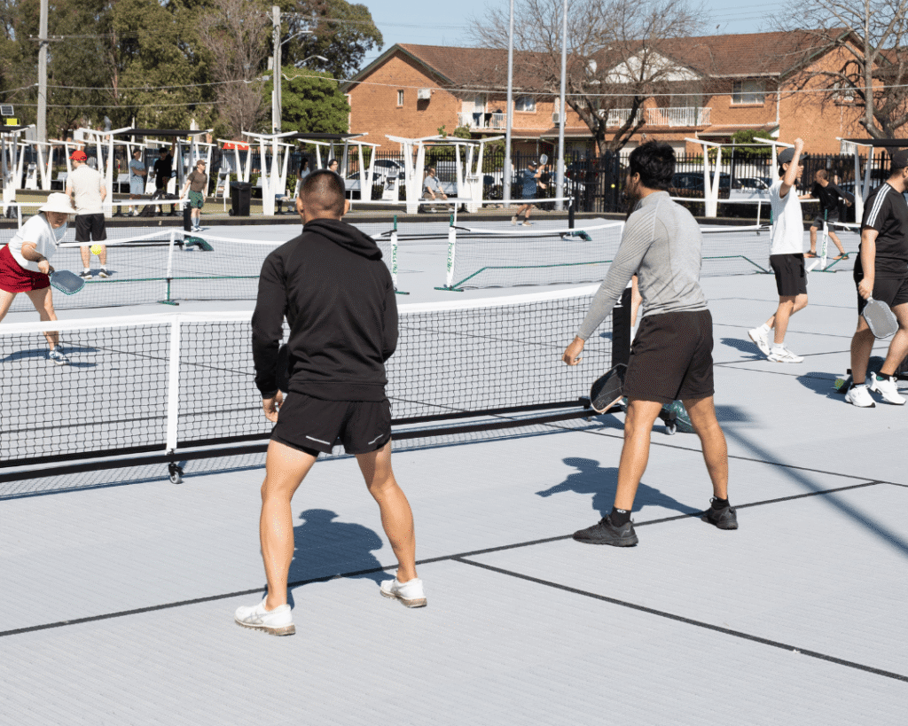outdoor pickleball courts for groups