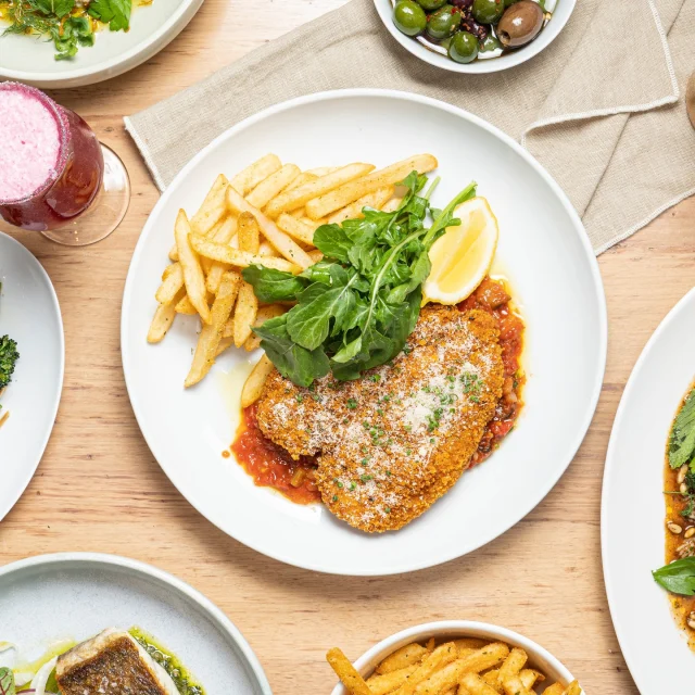 We love a good Chicken Schnitty! 😋

CHICKEN SCHNITZEL - Crumbed chicken breast, parmigiano reggiano, caponata and chips for only $22.

Book a table with us and make Bistro 1925 your next dine-in destination!
.
.
.
.
#cabravalediggers #yourlocalclub #mediterraneanfood #mediterraneanstyle #cabramatta #cabramattacommunity #middleeasternfood #newrestaurants