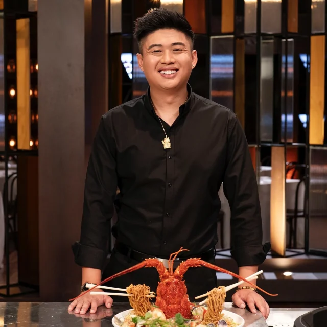 FOODIES, come and meet the 'Wolf of Wok Street' @dimsimlim who is going to cheer on our Heat 3 contestants on August 21st at 1.30pm! 😎

$45 - 1.7kg Chicken Parmigiana, 300g chips and a jug of soft drink at Bistro 1925.

$3,000 CASH REWARD FOR THE WINNER AT THE GRAND FINAL!

This cluckzilla is set to break anyone that tries, so do you dare take on the PARMASAURUS? 🦖

REGISTER TODAY: Link in bio! 👈
.
.
.
.
#cabramatta #yourlocalclub #yourlocalclubnsw #canleyvale #cabramattacommunity #cabravalediggers #cabravalediggersclub #foodchallenge #parmigiana #parmigianaeatingchallenge