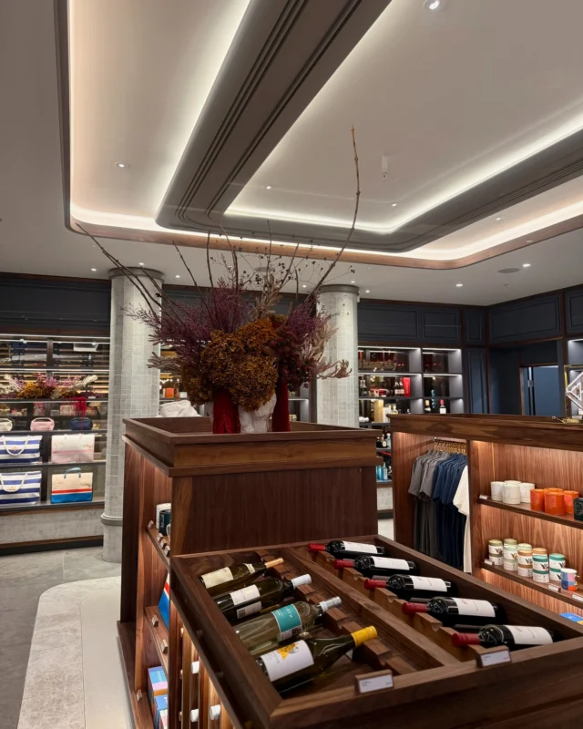 Introducing Cabravale Boutique, our newest space, designed for you.

A curated collection of apparel, accessories, gourmet food items, wines, spirits and everyday essentials, all in one place.

The perfect way to make the most of your member benefits and discover something special while you’re at it.

Click the link in our bio for more information. 

#CabravaleClubResort #CabravaleBoutique #GiftShop #MemberRewards #grandopening